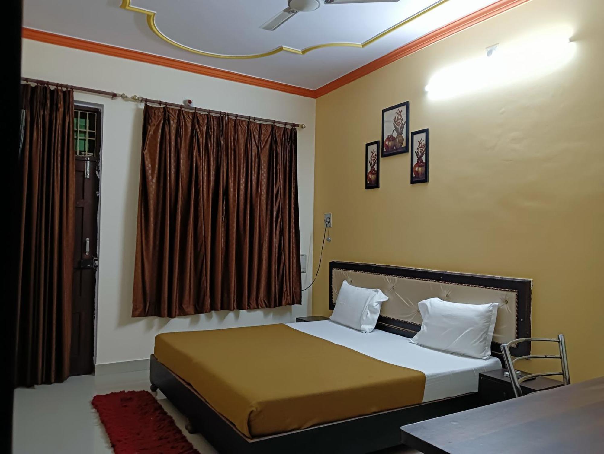 Varuna Palace Varanasi , Near Mandir & Ghat'S Ngoại thất bức ảnh